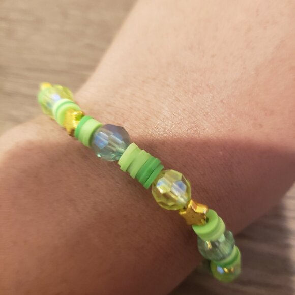 Green bead bracelet - Picture 2 of 3